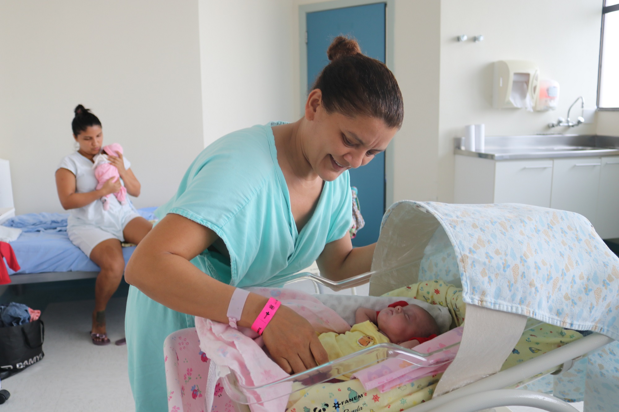 Leia mais sobre o artigo Santa Casa do Pará implanta protocolo de manuseio mínimo de recém-nascido