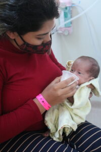Leia mais sobre o artigo Santa Casa busca doadoras de leite materno para assegurar a saúde de bebês prematuros