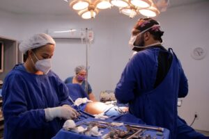 Leia mais sobre o artigo Santa Casa realiza primeira cirurgia no fígado por vídeo pelo SUS no Pará