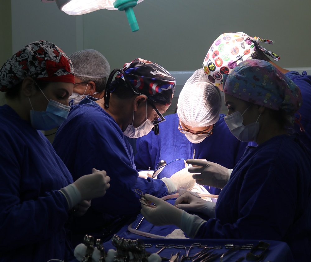 Leia mais sobre o artigo Santa Casa realiza cirurgias em pacientes acometidas com endometriose profunda