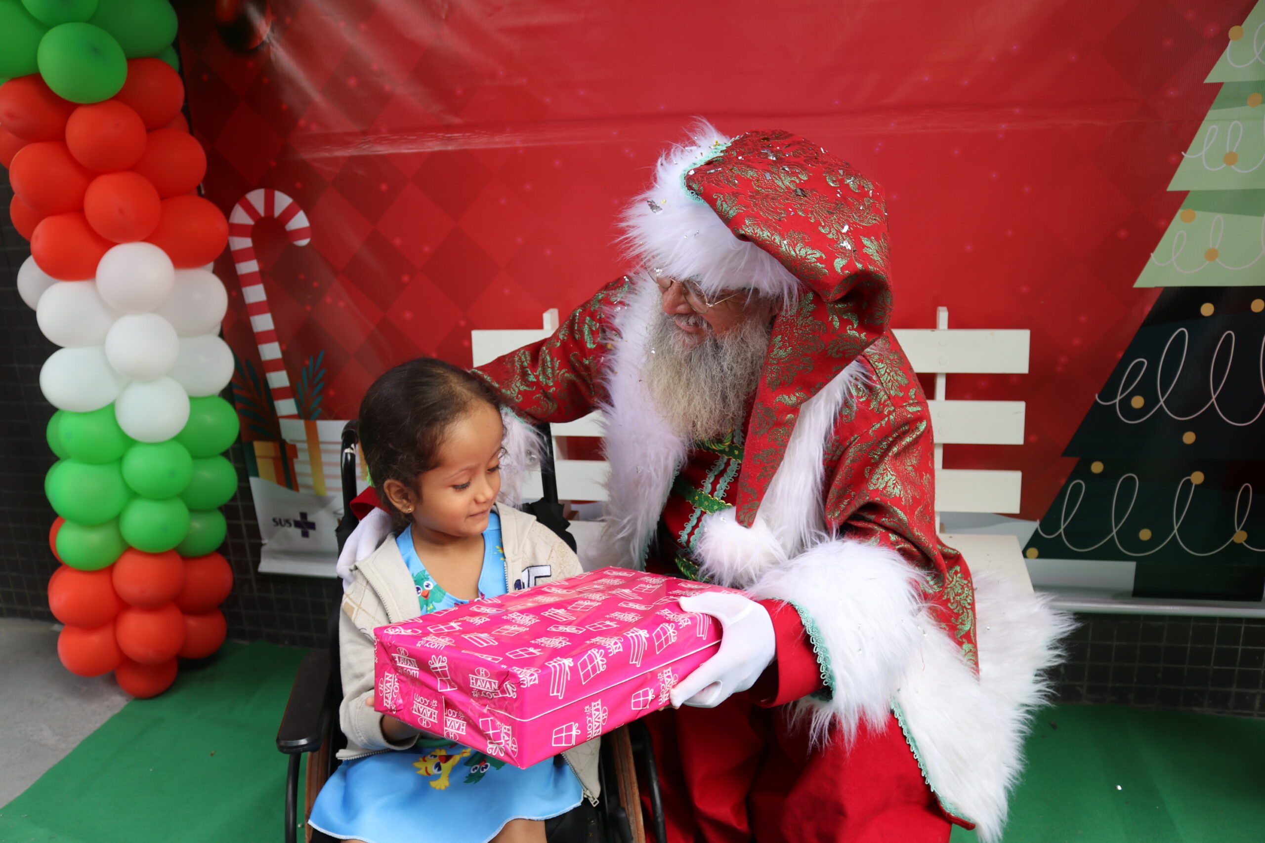 Santa Casa, Detran e Parapaz promovem um Natal especial às crianças  atendidas na área hospitalar – Santa Casa do Pará