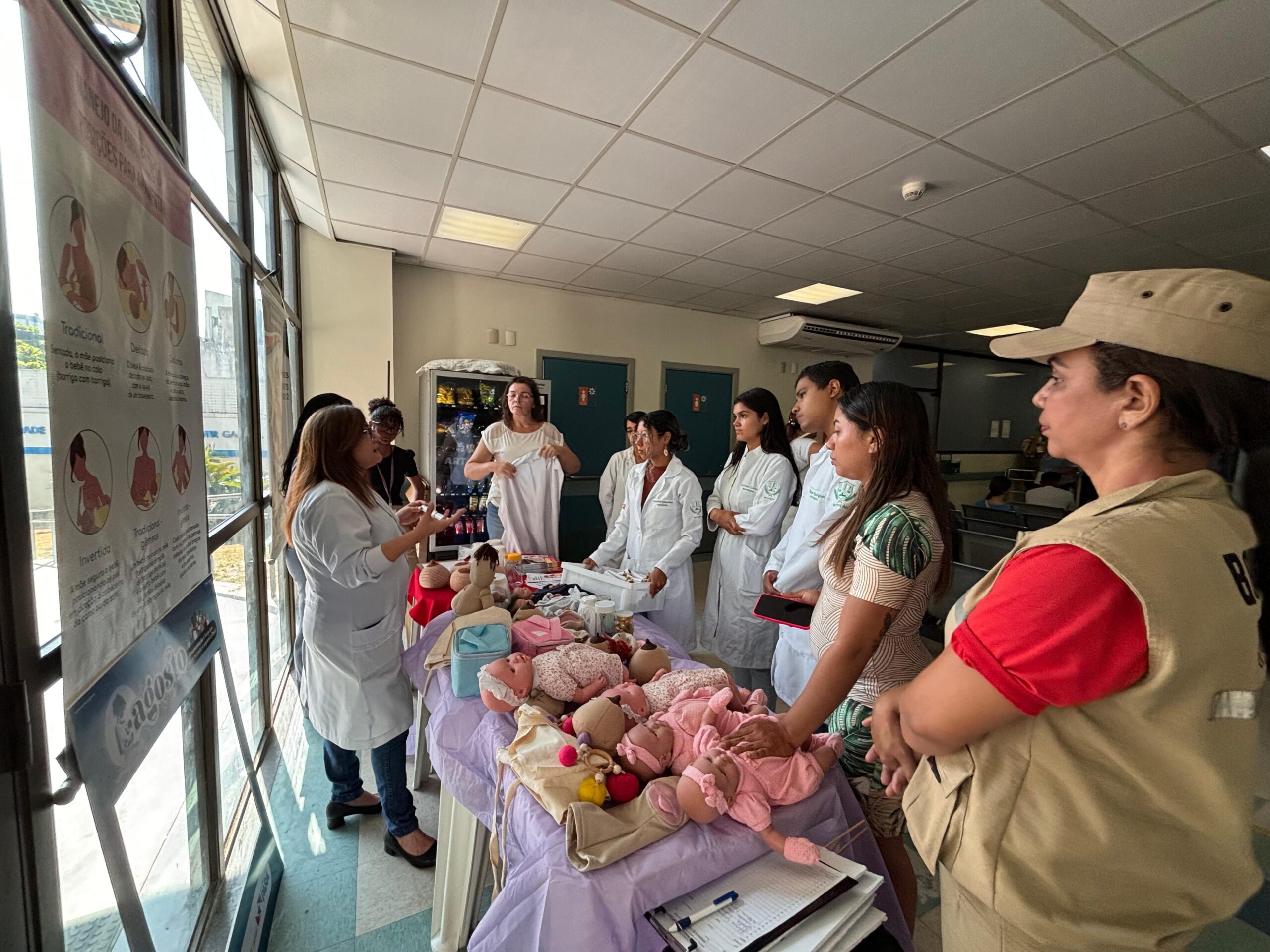 Você está visualizando atualmente Santa Casa realiza ação de orientação sobre aleitamento para pacientes